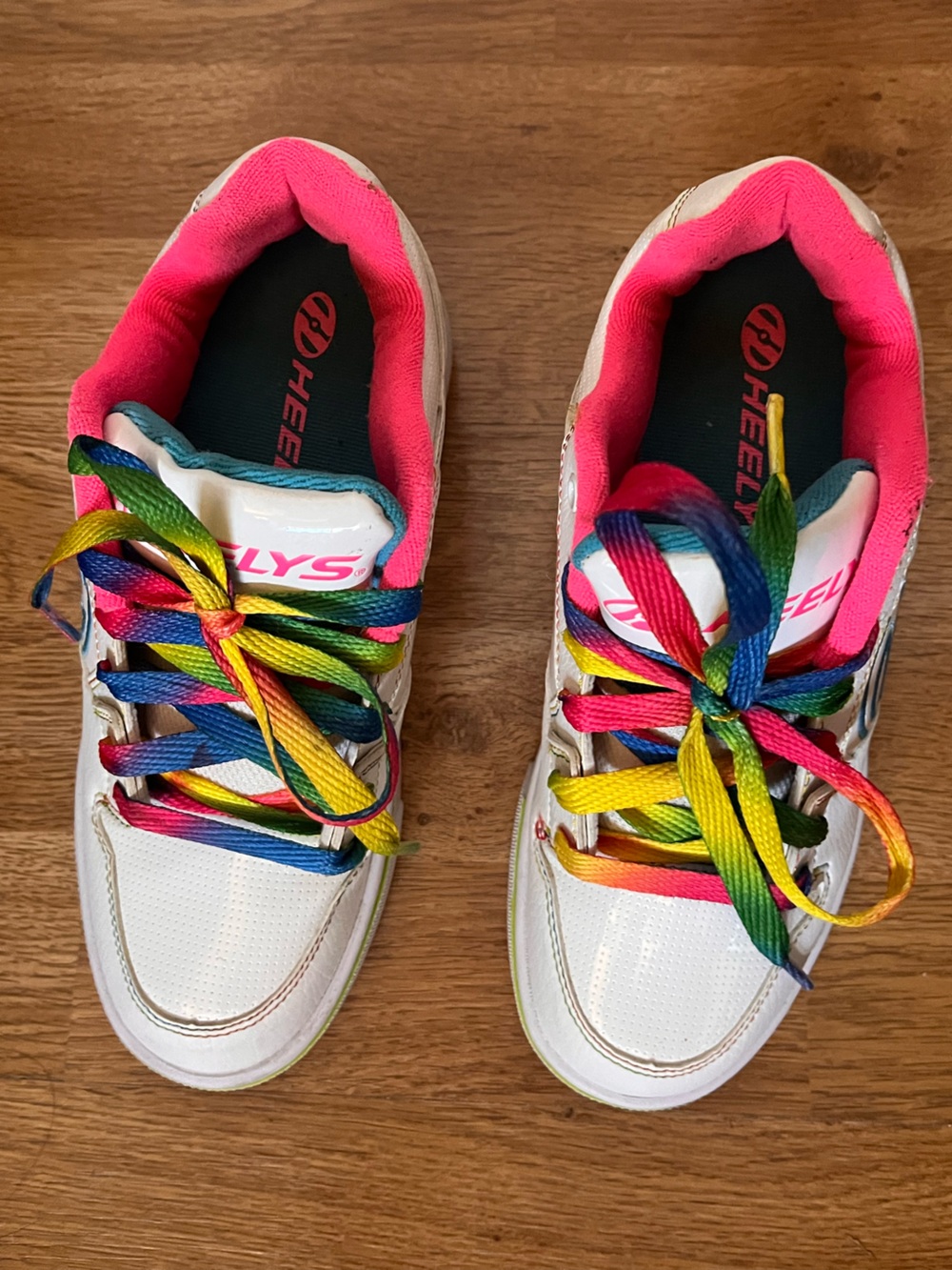 Heelys White Shoes with Rainbow Laces and Pink Collar - Size Youth 4